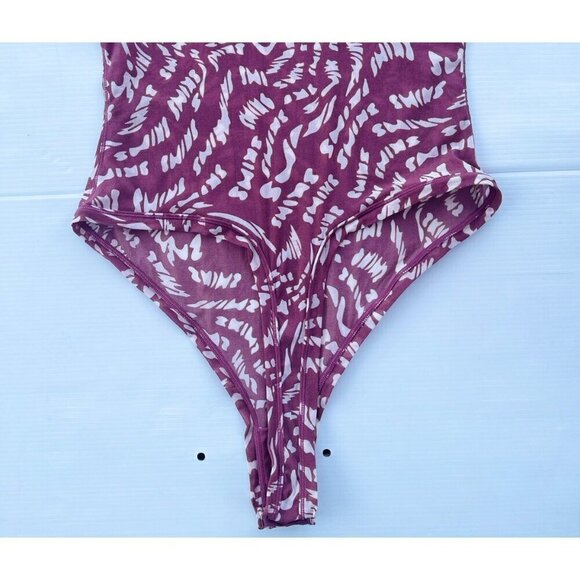 SKIMS Kim Kardashian Raspberry Swirl Mesh Strappy Summer Bodysuit Size 4X - Picture 3 of 9